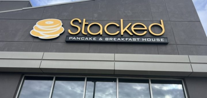 Calgary Restaurant Stacked 캘거리 가성비 식당