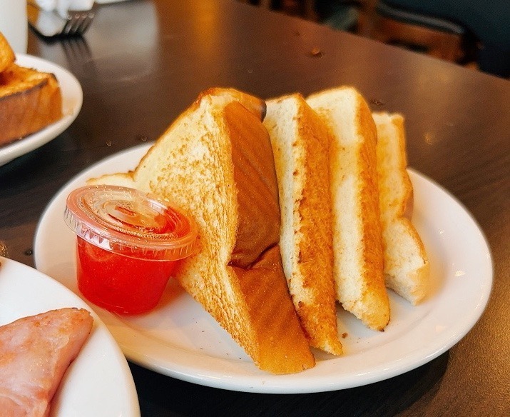 Calgary Restaurant Stacked 캘거리 가성비 식당